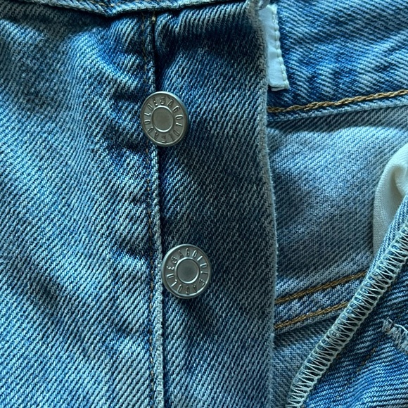 AG Stella cut off shorts - Picture 4 of 8